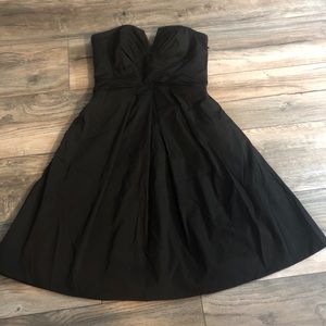 White House Black Market Sweetheart Neckline Dress